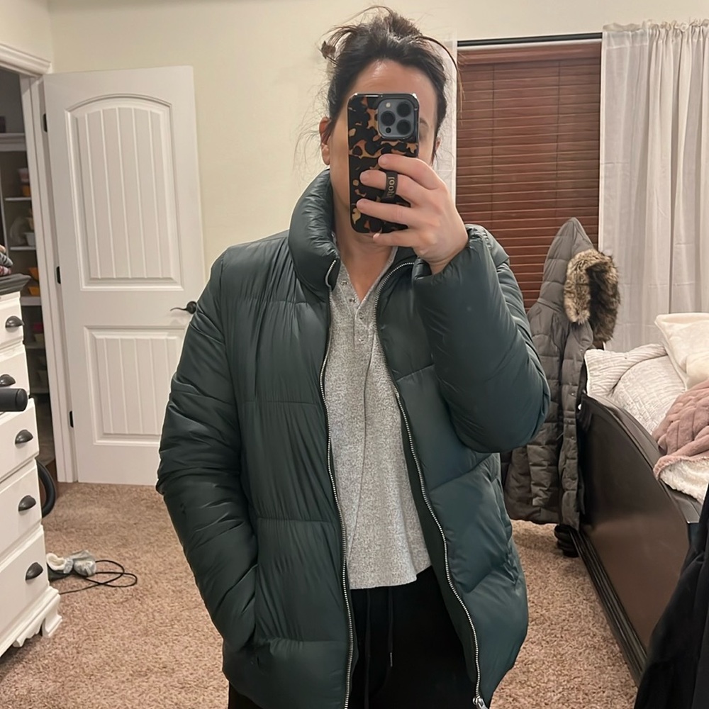 Old Navy Green Puffer Jacket Size M